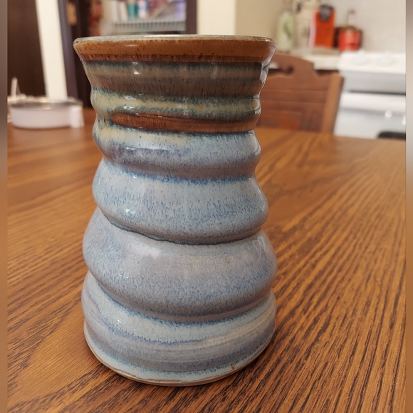 Ceramic Earthenware Ripple Blue Vase by Zoe - Picture 2 of 9